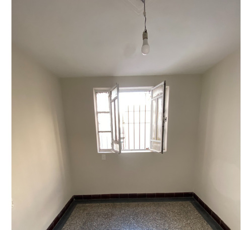 Alquiler Gran Casa De 200mts En Belvedere - 5 Habitaciones