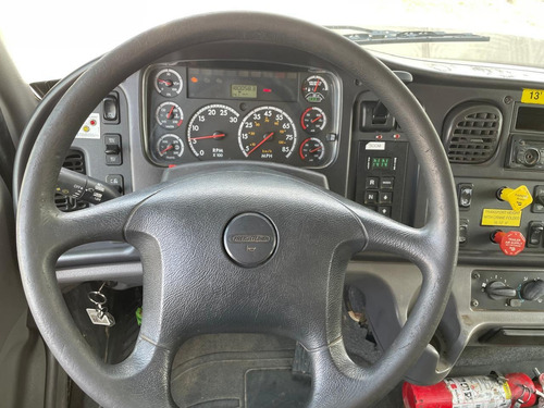 Camión Freightliner 114sd Con Grúa Hiab 322e-4 Hipro