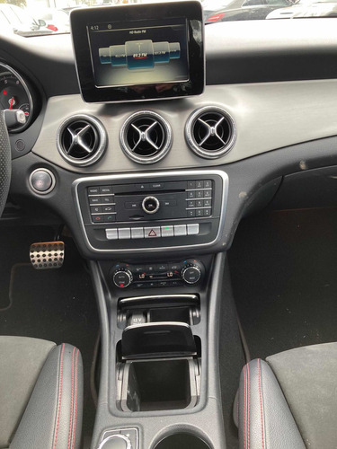 Imagen 14 de 15 de Excelente Mercedes Benz Cla 250 Sport 2018 Negro