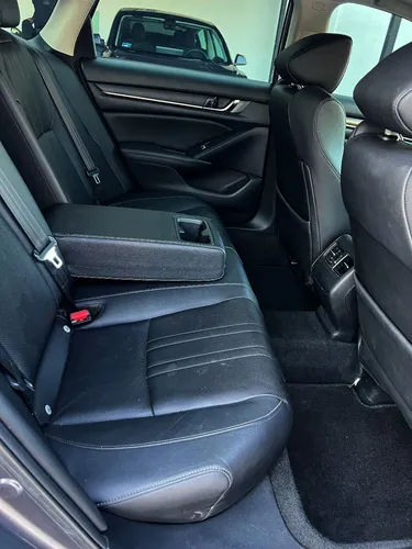 Honda Accord 2.0 Touring At