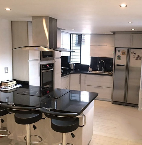 Imagen 3 de 11 de Venta De Apartamento En Loma Magica, Carrizal. Ofx