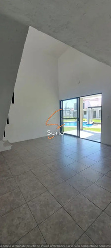 Casa En Venta En Oaxtepec Centro, Yautepec, Morelos