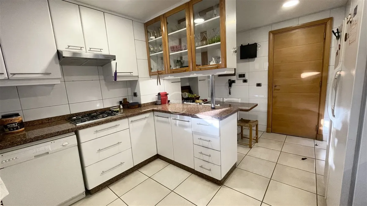 Imagen 5 de 16 de Gran Departamento En Venta Lo Barnechea / Portal La Dehesa