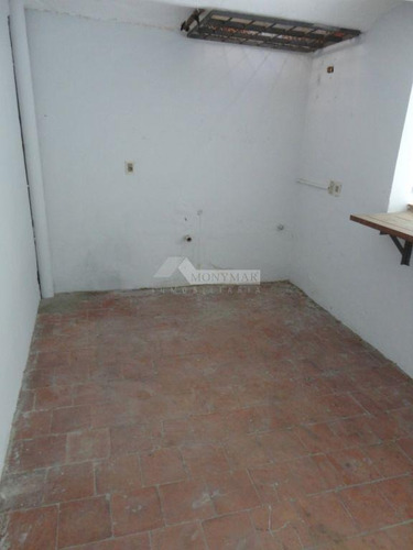 Imagen 8 de 22 de Casa La Comercial Venta 4 Dormitorios A 1 Cuadra De Arenal Grande Y Amézaga