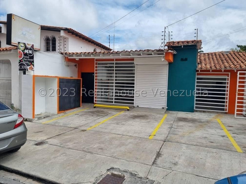 Local Comercial En Venta En Nueva Segovia Barquisimeto Lara -- %%m-c-t%% Cod. 24 Guion 3 7 5 9