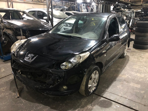 (28) Sucata Peugeot 207 1.4 2013 (retirada Peças) 