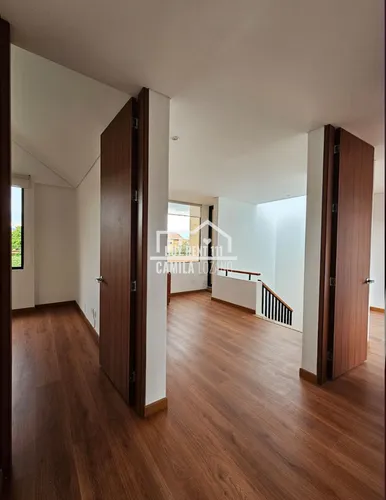 Arriendo Casa En Fontanar Como Nueva