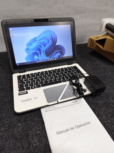 Laptop Meebox Meeclassmate 360 11,6 Wifi 128gb, 4gb Ram Negro Con Blanco (Usado)