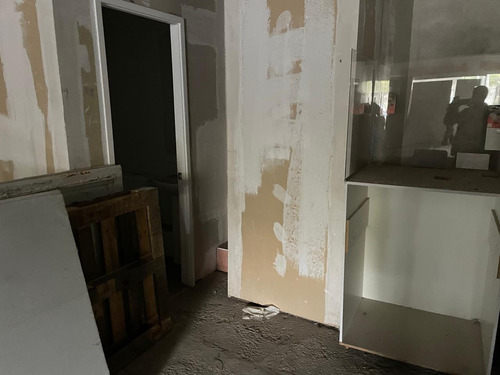 Arriendo Local Comercial De 72,59 M2, Metro Monte Tabor