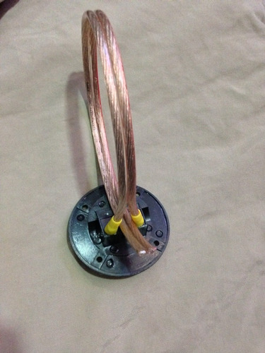 2 Conectores Redondos Para Bafle O Woofer Con 1 Cable