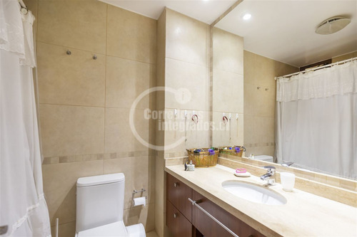 Departamento En Venta De 5 Dorm. En Las Condes