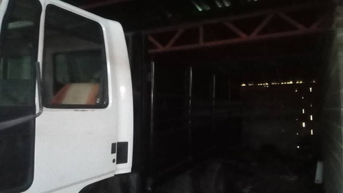Imagen 2 de 7 de Ford Cargo 815