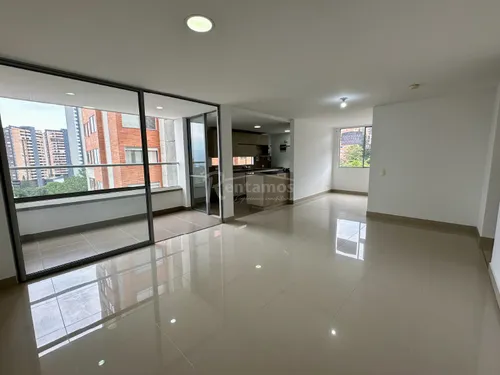 Apartamento En Arriendo En Cumbres. Cod A776034