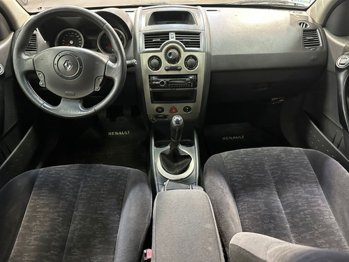 Imagen 7 de 9 de Renault Megane Ii 1.6 Privilege 2007 Financiado