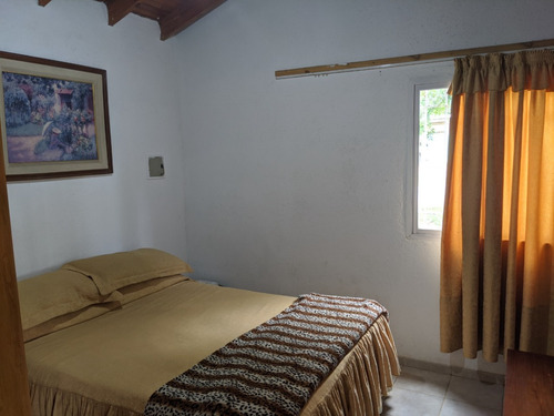 Casa Alquiler Centro Muy Comodo Frente Lago