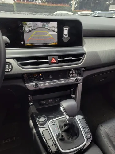 Kia Seltos 2.0 Zenith 4X2