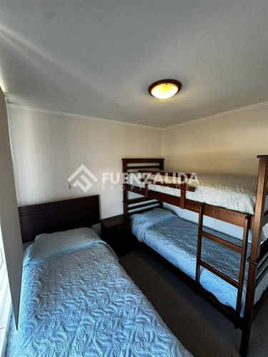 Departamento En Venta De 2 Dorm. 1 Baño, En La Herradura