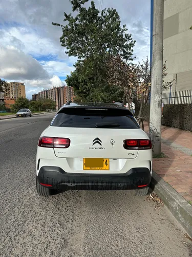 Citroën C4 Cactus 1.6 Shine Turbo Aut