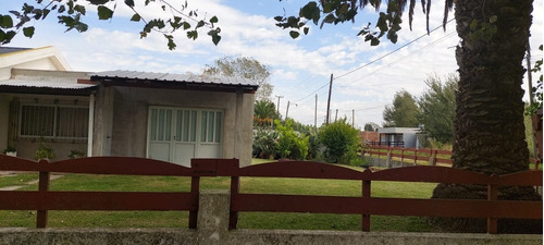 Rebajada!!! Venta De Casa Con Amplio Parque En Las Toninas