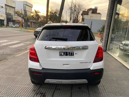 Imagen 5 de 11 de Chevrolet Tracker 1.8 Ltz Fwd Mt 140cv