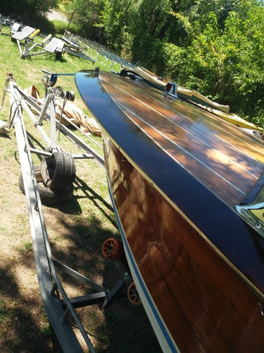 Lancha Clasica De Madera