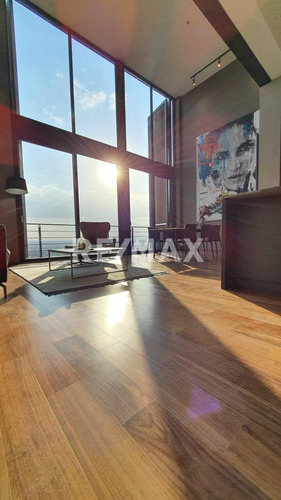 Imagen 2 de 10 de Casa En Condominio Residencial En Venta Loma Dorada Querétaro Rcv220526-af