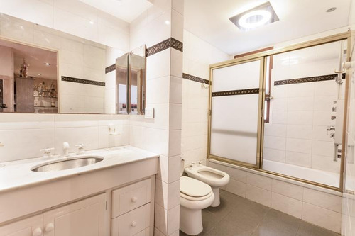 Imagen 10 de 16 de Venta Departamento 5 Amb 156 M2 Cochera Valentin Alsina Lanus