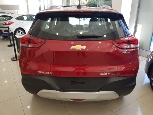Imagen 13 de 25 de Chevrolet Tracker Premier Turbo 2023 E/i Go
