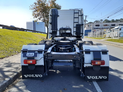 Volvo Fm 370 2011 Automático I Shift Trucado Teto Alto.