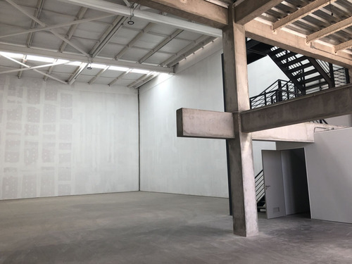 Arriendo Nuevo Bodegas De 236,87 M2 Galpón + 83,12 M2 Oficin