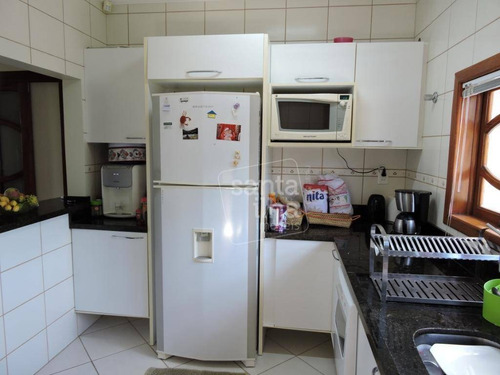 Imagem 14 de 30 de Casa Com 6 Dormitórios À Venda, 240 M² - Campeche - Florianópolis/sc - Ca2095