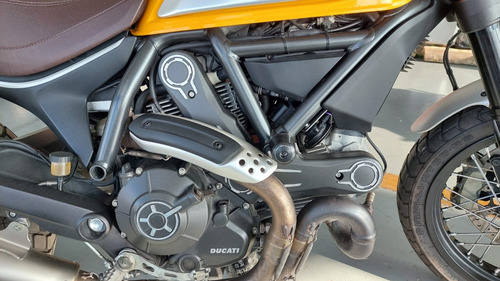 Imagen 7 de 15 de Ducati Scrambler 800 Classic Inmaculada !!!!