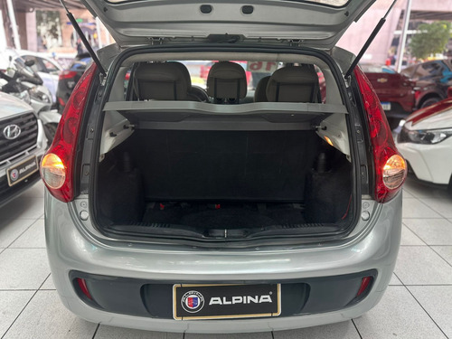 Fiat Palio ESSENCE 1.6 Flex 16V 5p