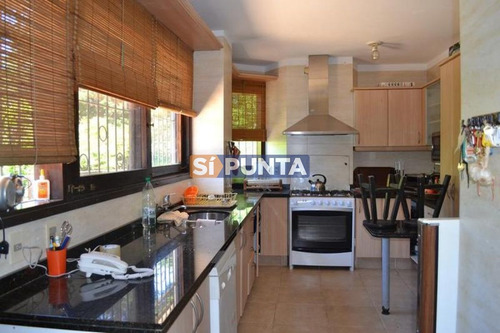 Imagen 4 de 10 de Casa En Venta - Lugano