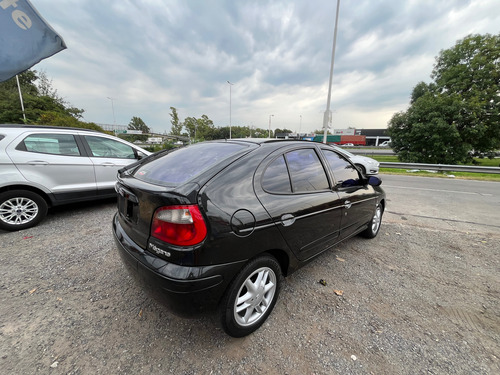 Renault Megane 2 1.6 Rxe