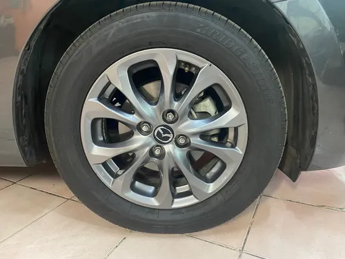 Mazda Mazda 2 1.5 I Sport Sedan Mt