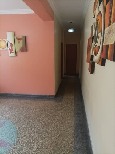Imagen 12 de 14 de Se Vende Apartamento En El Cementerio Caracas