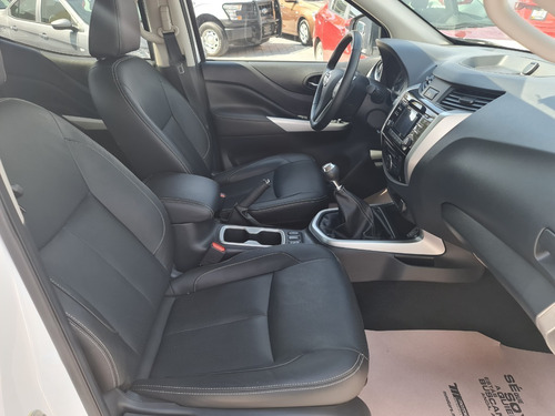 Imagen 12 de 14 de Nissan Np300 Frontier Platinum 2020