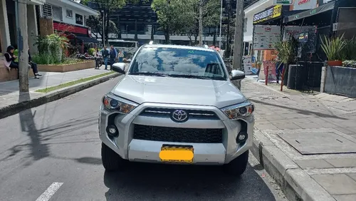 Toyota 4Runner 4.0 4Runner Sr5