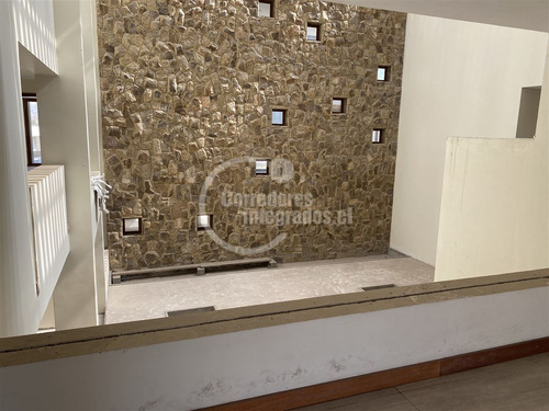 Lujosa Casa En Venta De 10 Dorm. En Las Condes