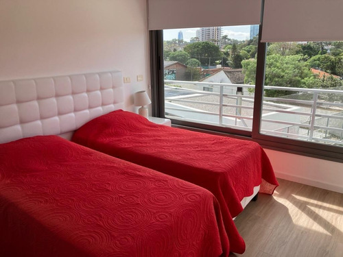 Imagen 7 de 13 de Excelente Apartamento, Generosas Vistas, Muy Buen Emplazamiento