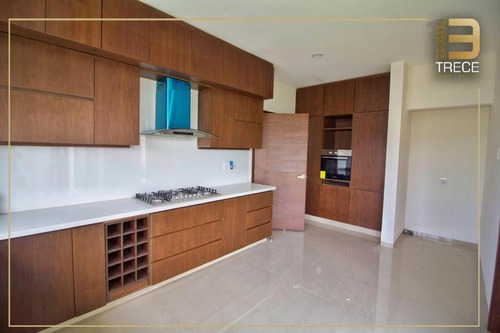 Imagen 8 de 20 de Casa Con Extraordinarios Acabados En Punta Tiburón