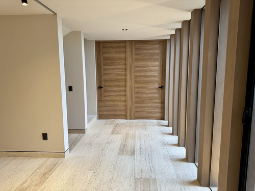 Residencia Con Acabados Premium- La Espiga