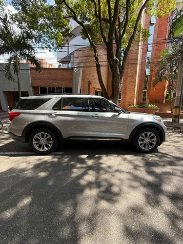 Ford Explorer Xlt 2022 Único Dueño Automática 7 Puestos