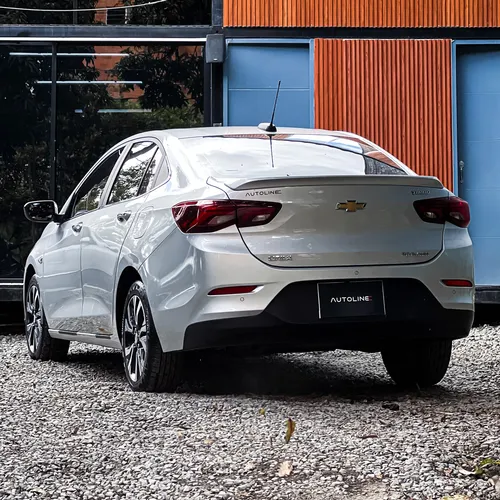 Chevrolet Onix 1.0T Premier Sedan At