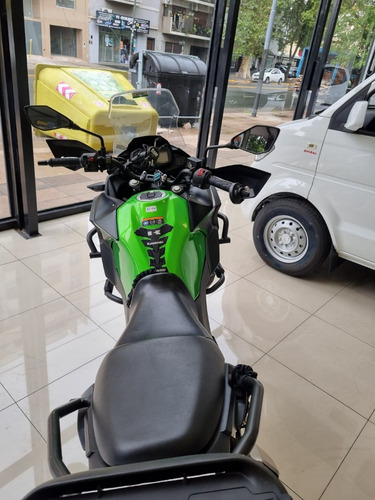Kawasaki Versys 300 Con Muchos Accesorios