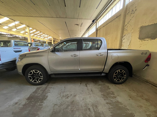 Toyota Hilux Pick-Up 2.8 Cd Srv 204Cv 4X4 At