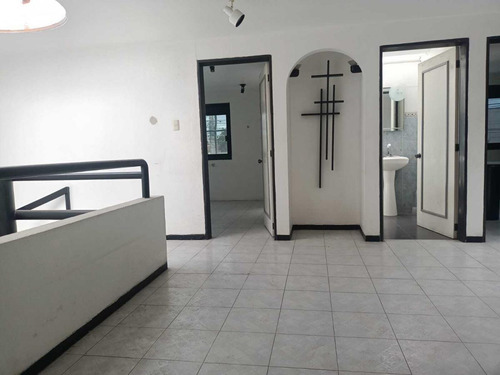 Edificio En Venta En Las Coloradas