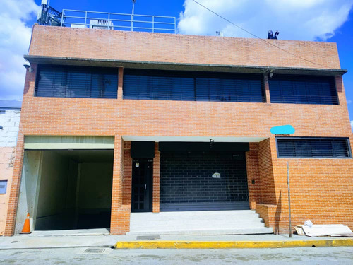 Alquiler O Venta De Local, Oficinas O Edificio Completo, Parcialmente Amoblado En Chacao (entre Av. Libertador Y Autopista Del Este)