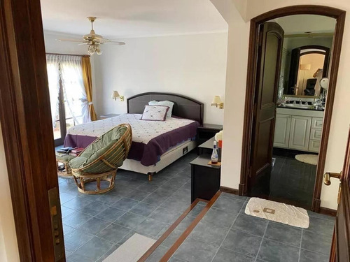 Casa En Venta - 2 Dormitorios 3 Baños - Cochera - 2.400mts2 - Sierra De Los Padres